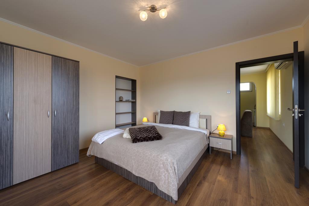 Marinovata Kashta Guest House Veliki Preslav Esterno foto