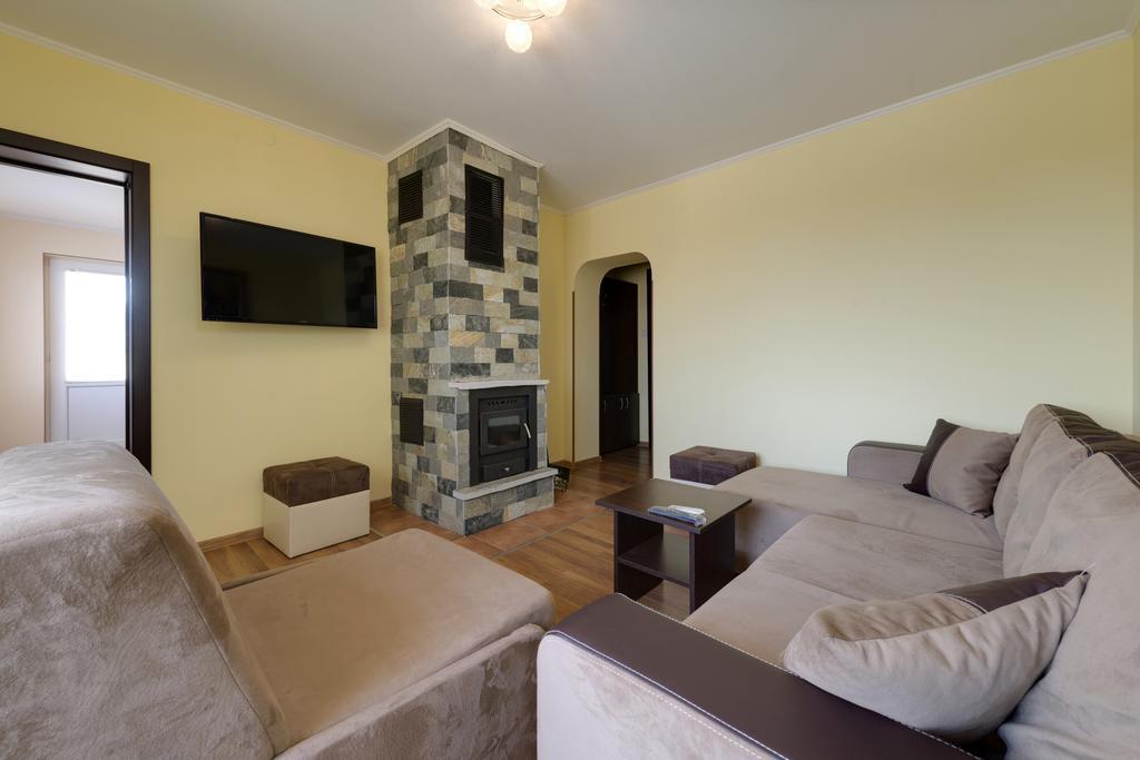 Marinovata Kashta Guest House Veliki Preslav Esterno foto
